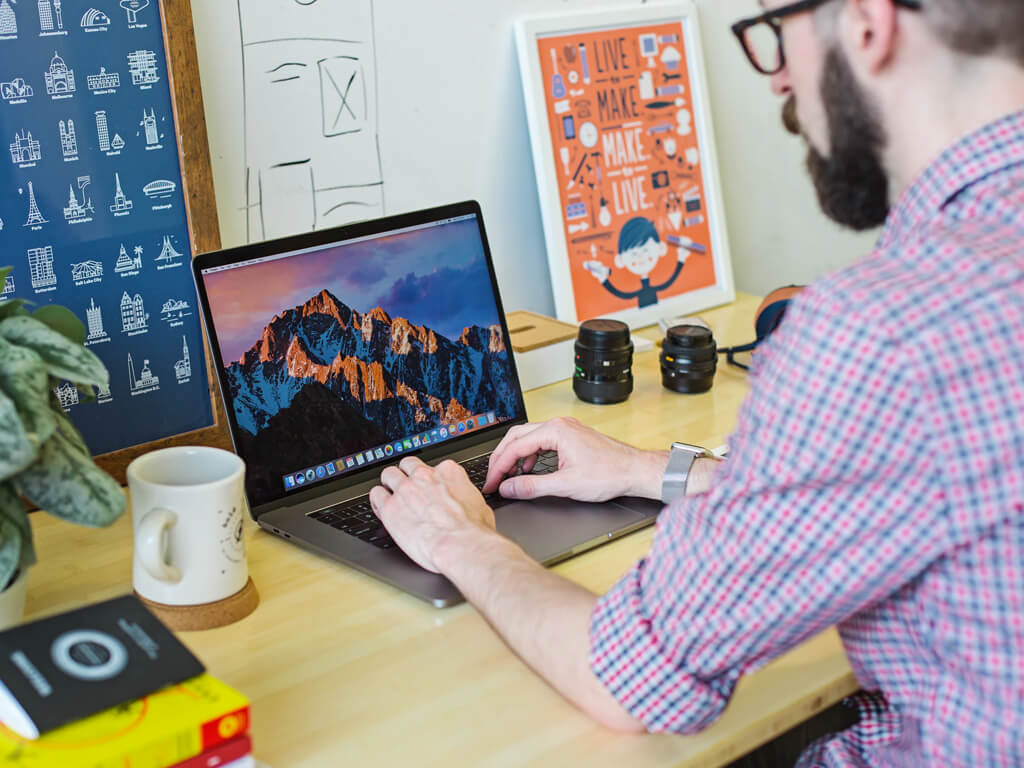 Lernprozess in der Programmierung mit Übungen und Projektaufbau