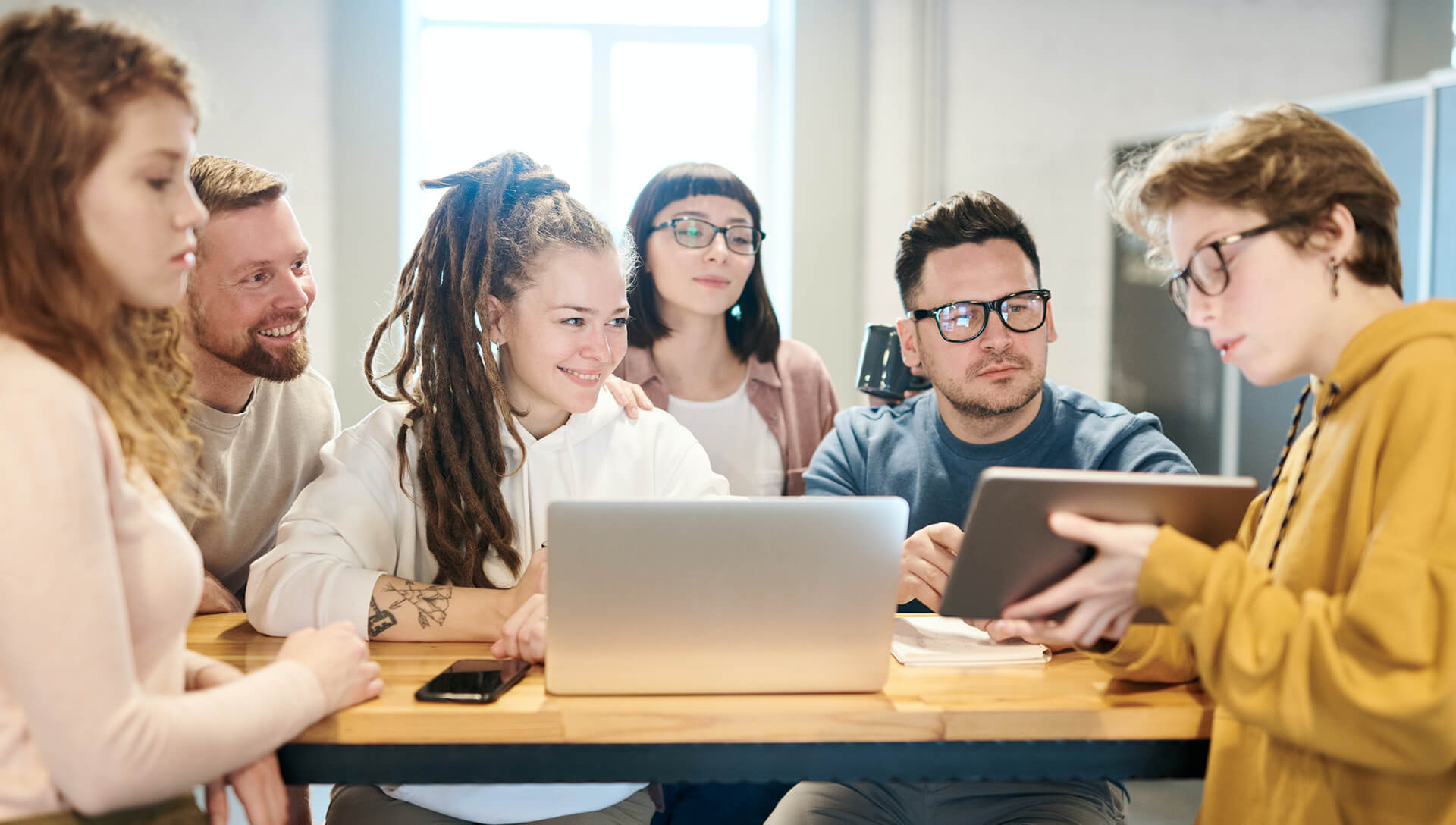 Lernumgebung für Programmierung und UX/UI-Design